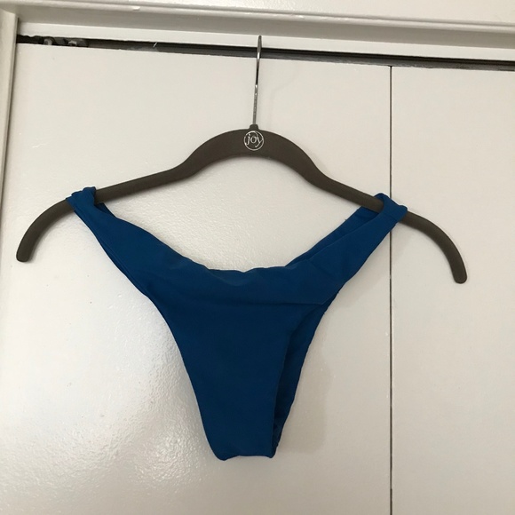 Mikoh Miyako Bottom AVAILABLE IN BLUE / Red sold - Picture 1 of 7